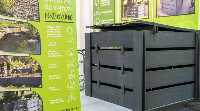 Composter made of recycled materials